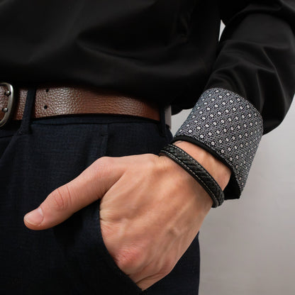 Simple flat stitched leather bracelet - Reico Creations